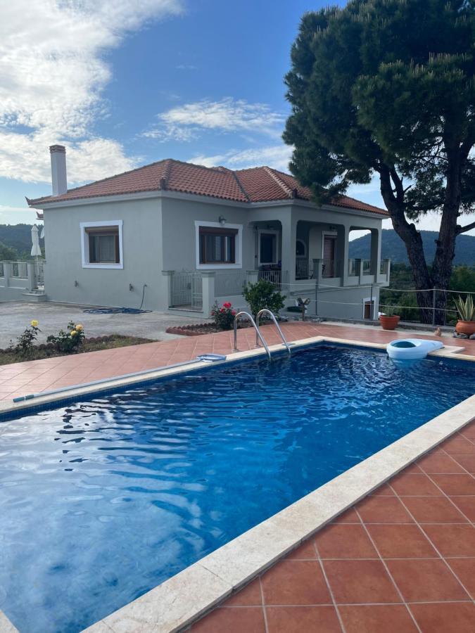 Villa Ouranos In Pefkias Скопелос Екстер'єр фото